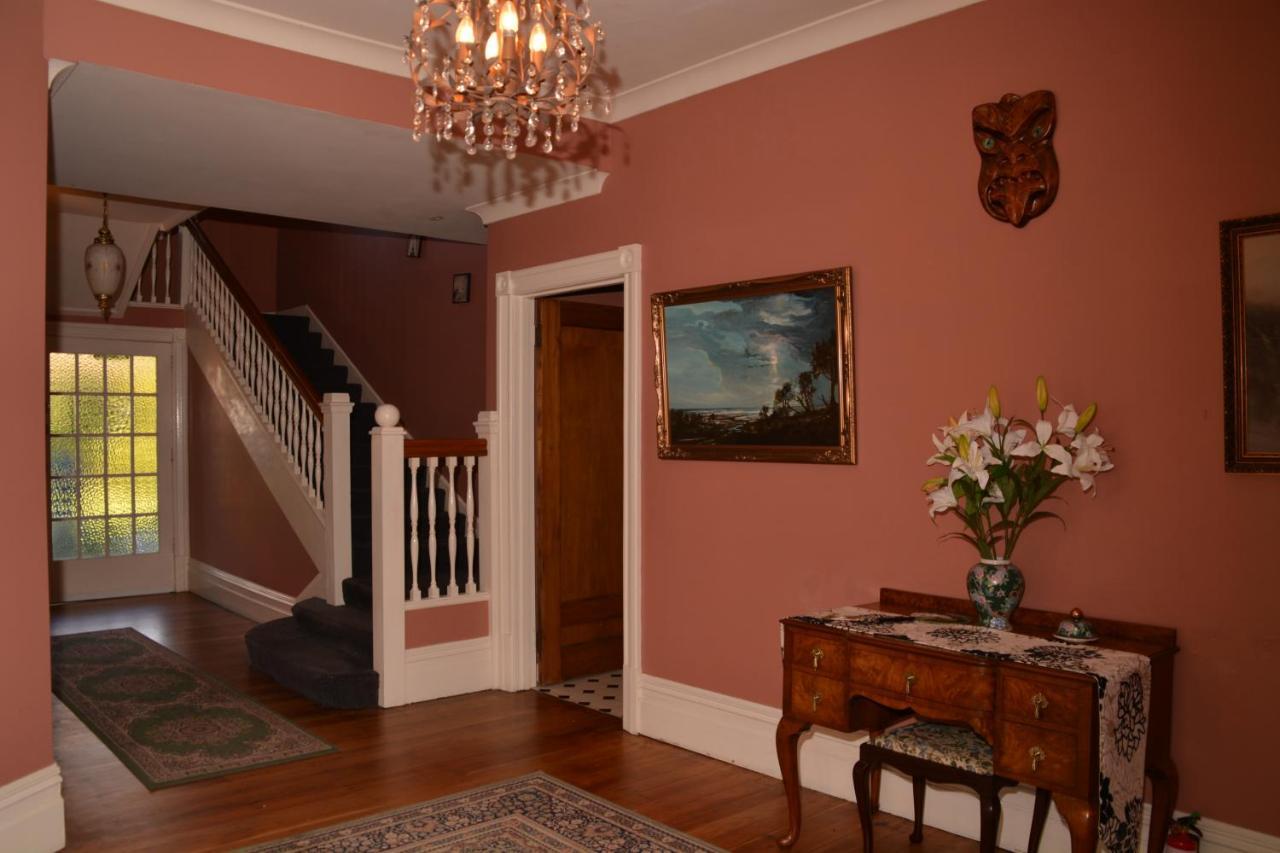 English Cherry Tree Manor Tamahere Екстер'єр фото
