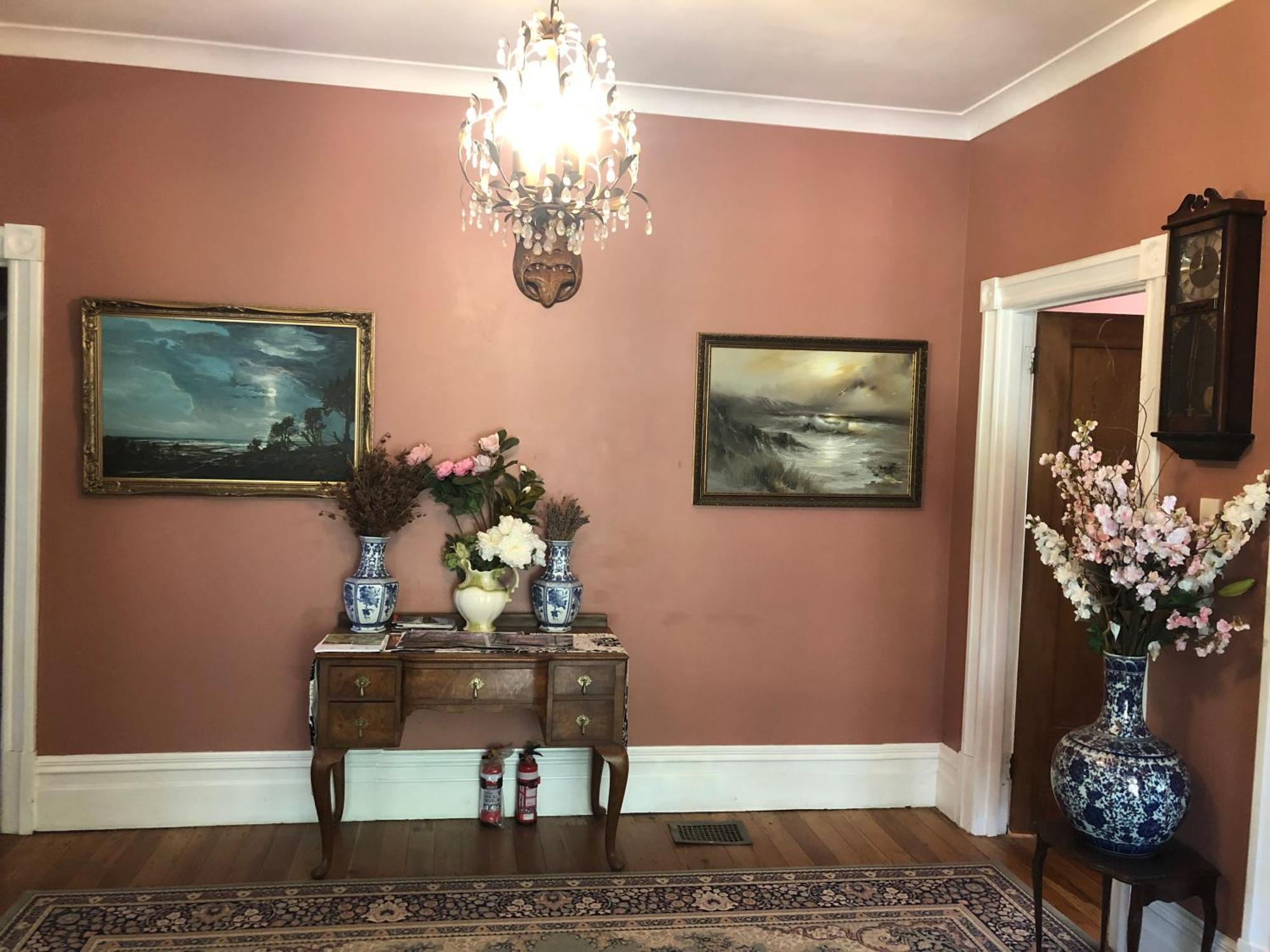 English Cherry Tree Manor Tamahere Екстер'єр фото